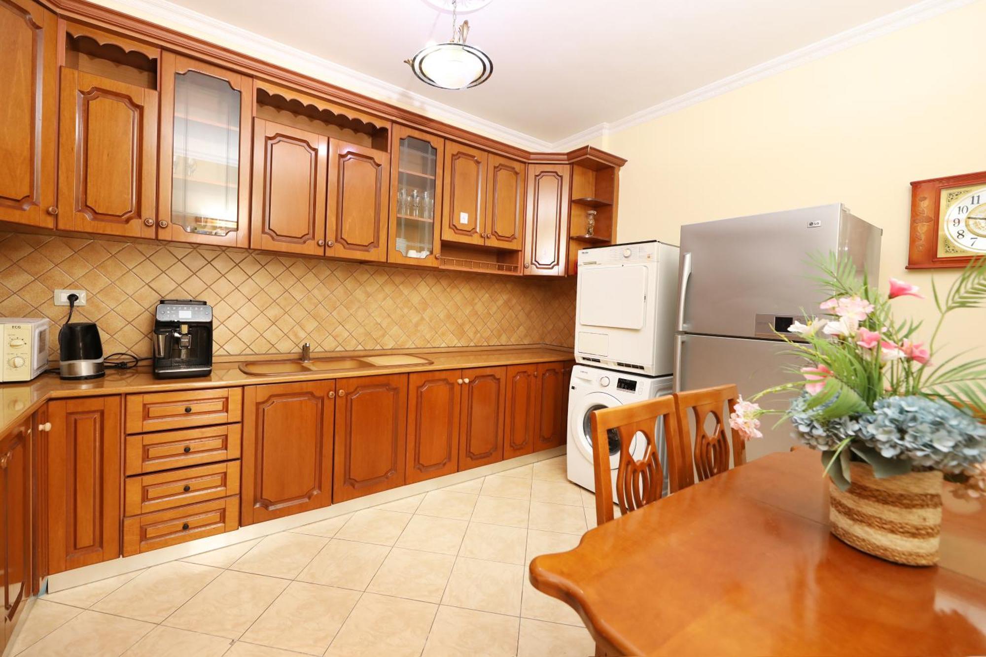 Sunny Side Apartments Влёра Экстерьер фото