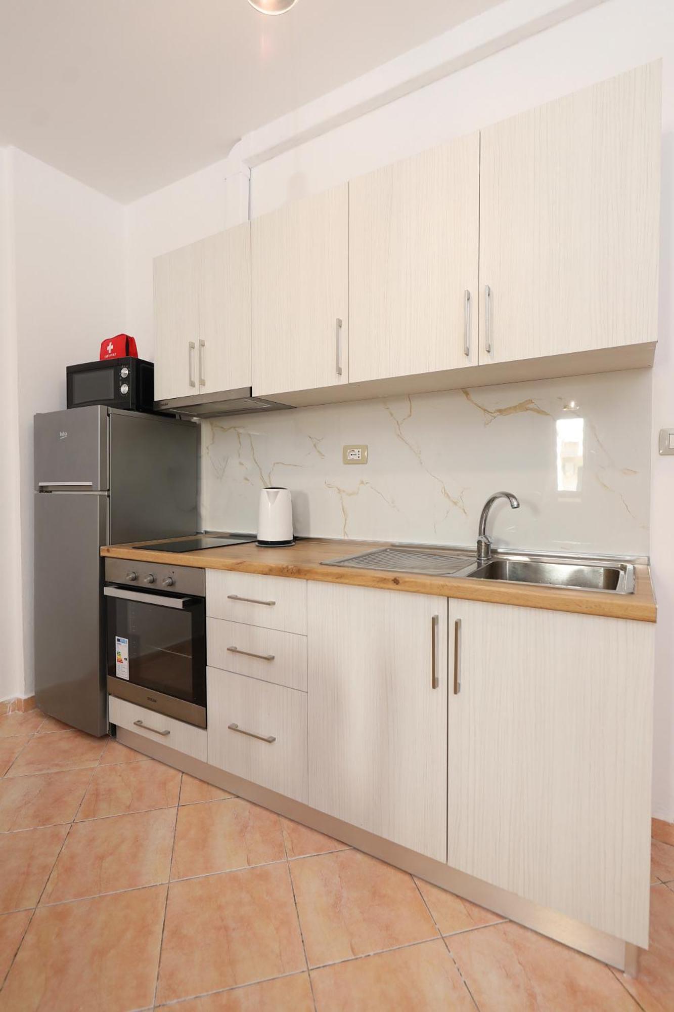 Sunny Side Apartments Влёра Экстерьер фото