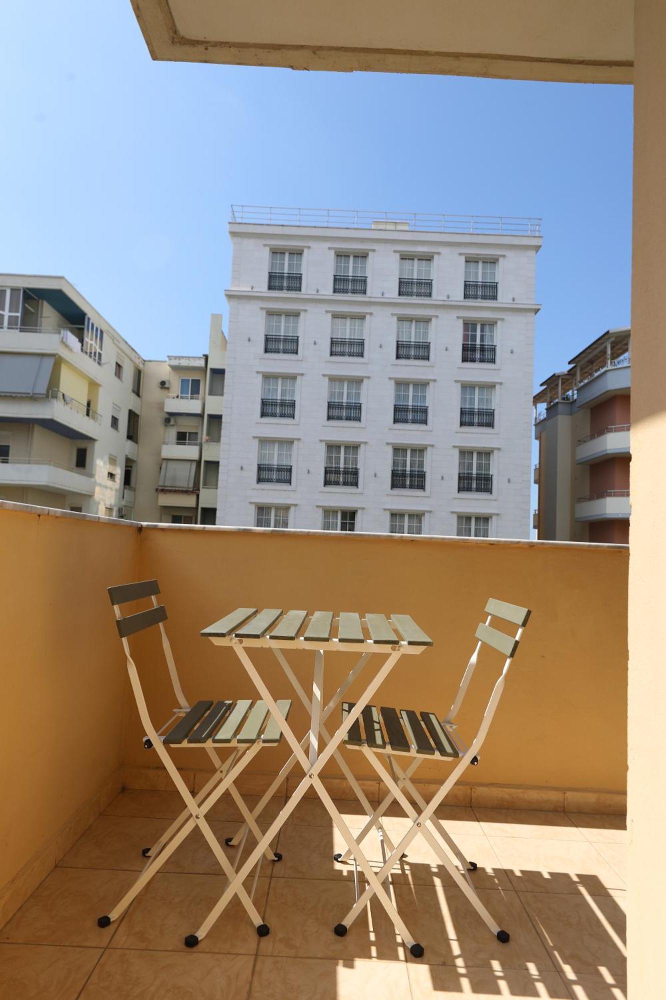 Sunny Side Apartments Влёра Экстерьер фото