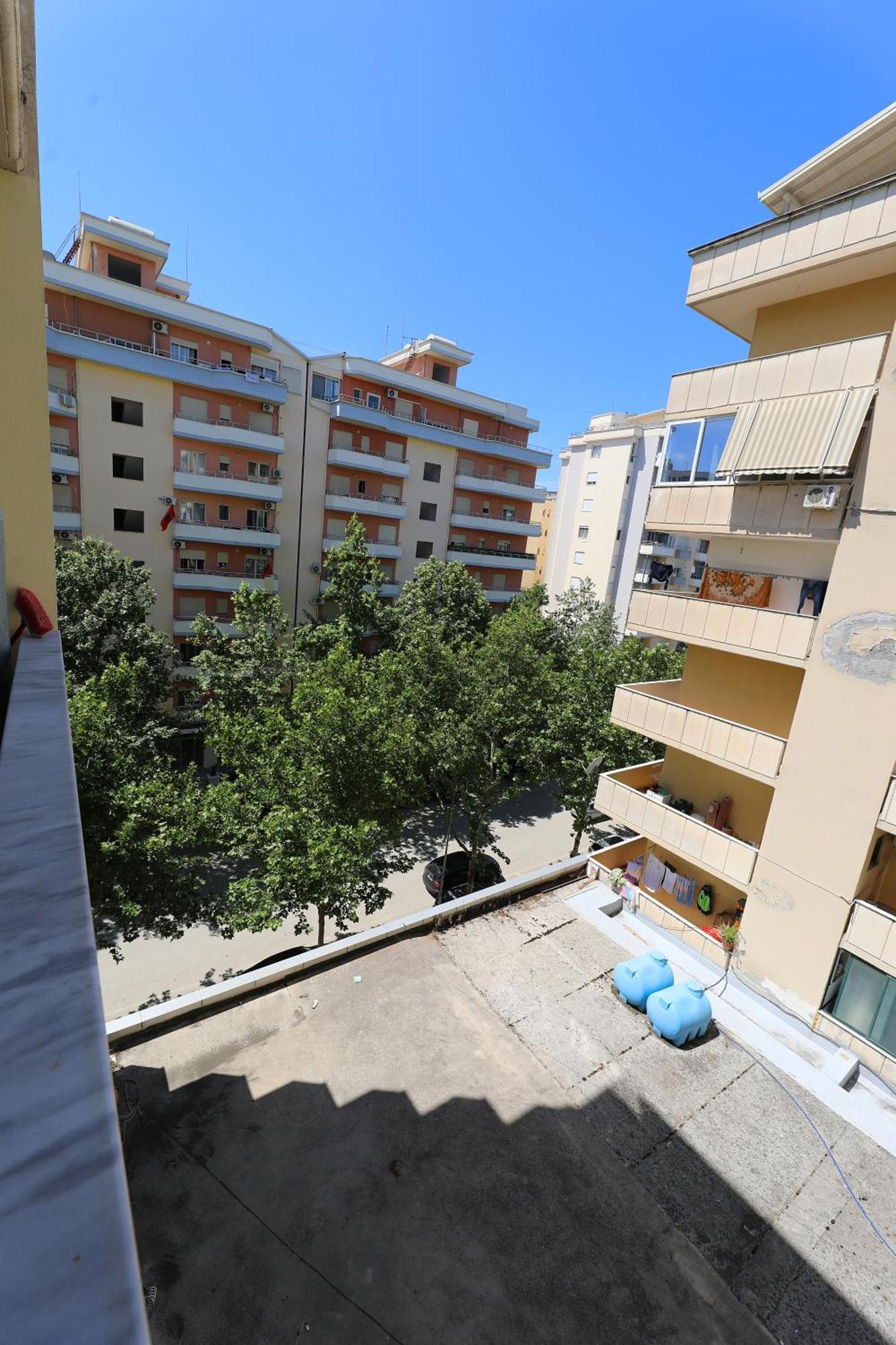 Sunny Side Apartments Влёра Экстерьер фото