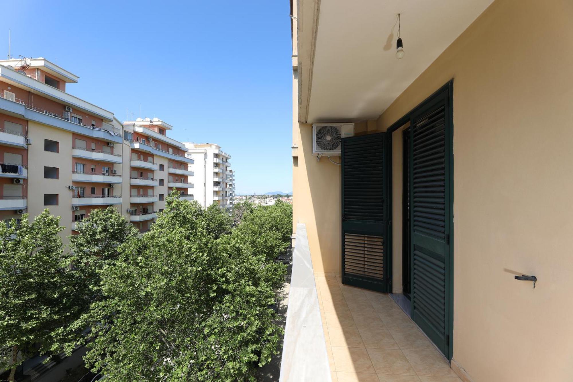 Sunny Side Apartments Влёра Экстерьер фото