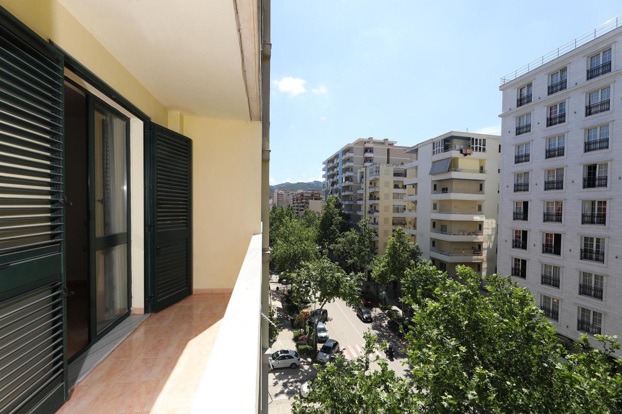 Sunny Side Apartments Влёра Экстерьер фото